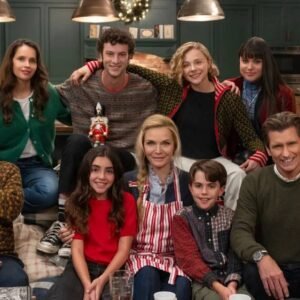 Um. Natal. Surreal.: Michelle Pfeiffer brilha na nova comédia natalina da Prime Video